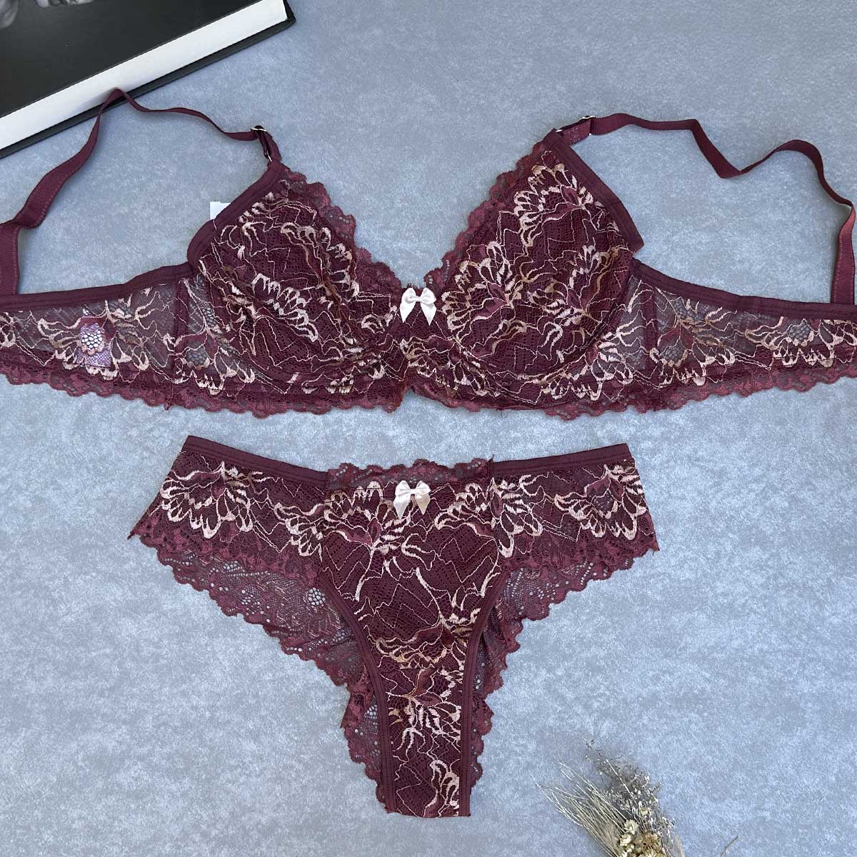 Conjunto de Lingerie Plus Size Vinho